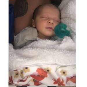 Meet your Posher, Fredia